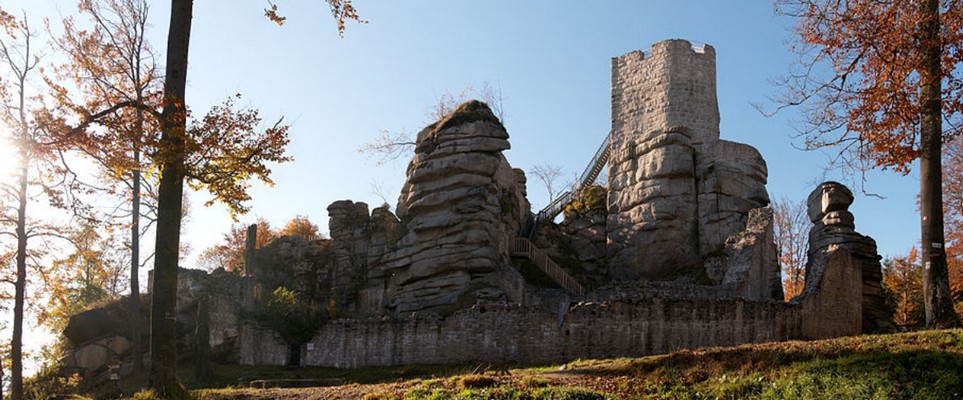 Forêt du pierre- ruine du château Weißenstein